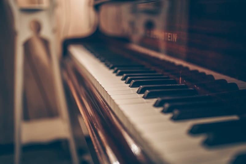 Piano keyboard during training